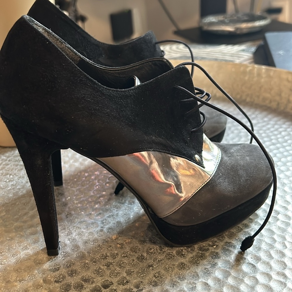 Stuart Weitzman Booties - image 4